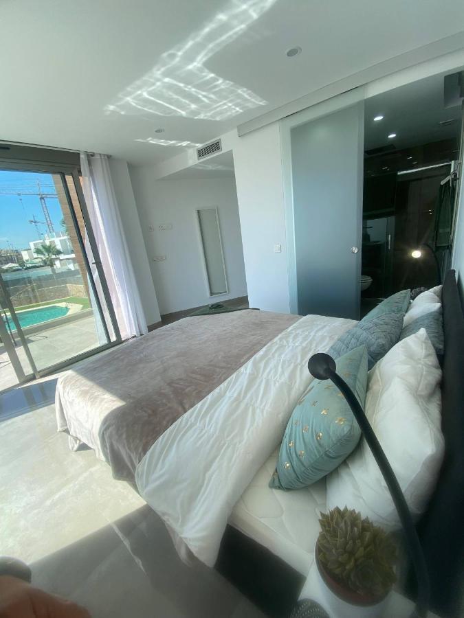 Casa Mordi Villa Villamartin (Valencia)